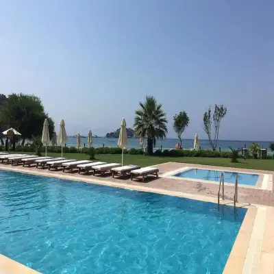 Doris Hotel Karaincir Plajı