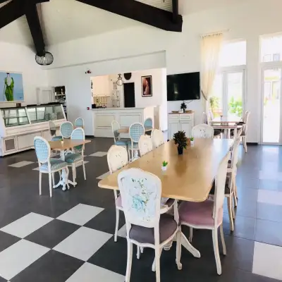 Doris Hotel Karaincir Plajı