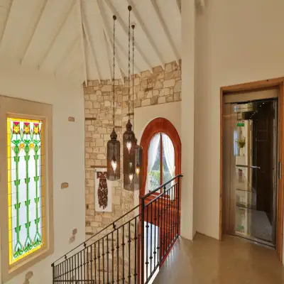 Köşe Konak, +12