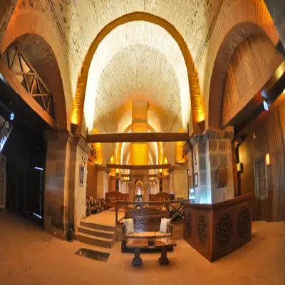 Issız Han Otel, Ulubat Gölü