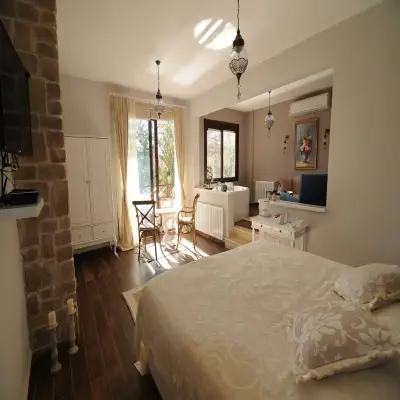 Ağva Beyaz Ev Hotel, +18