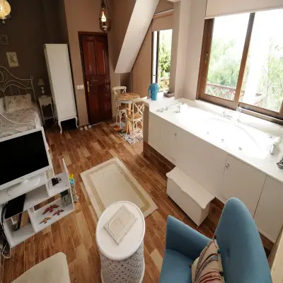 Ağva Beyaz Ev Hotel, +18