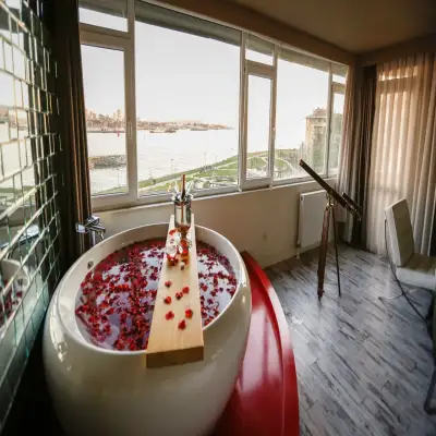 Melek Hotels Moda
