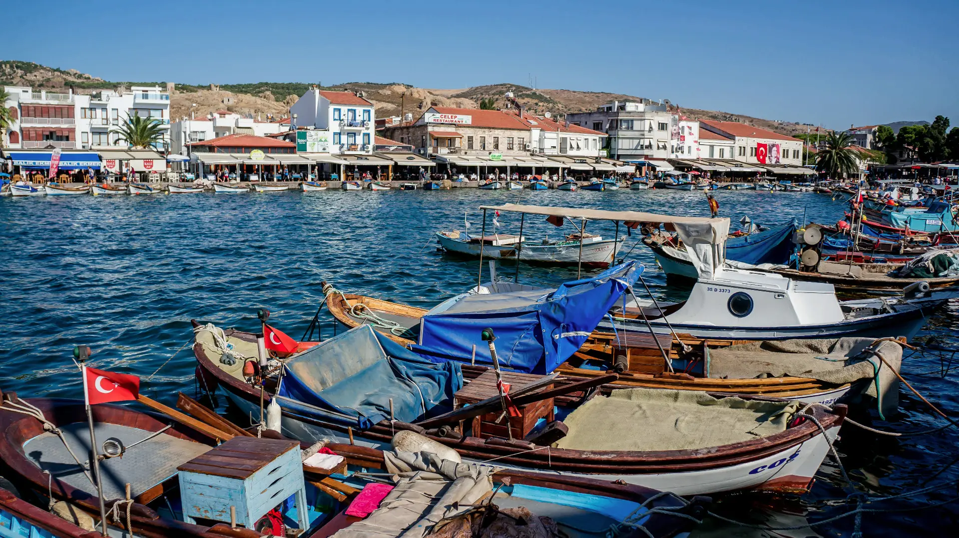 Foça Gezi Rehberi - Foça'ya Has Özel Görülecek Yerler