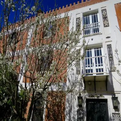 Kalehan Hotel