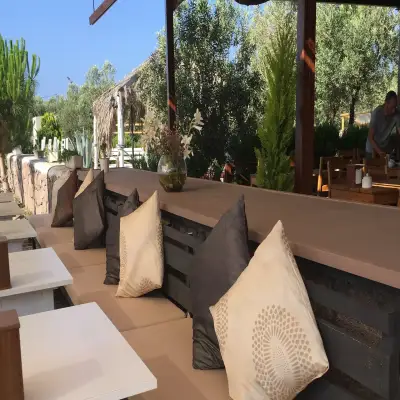 Assos Club Beyaz, +16 - Kadırga Koyu