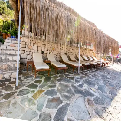 Amphora Hotel