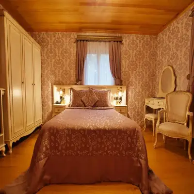 Ada Palas Hotel, +12