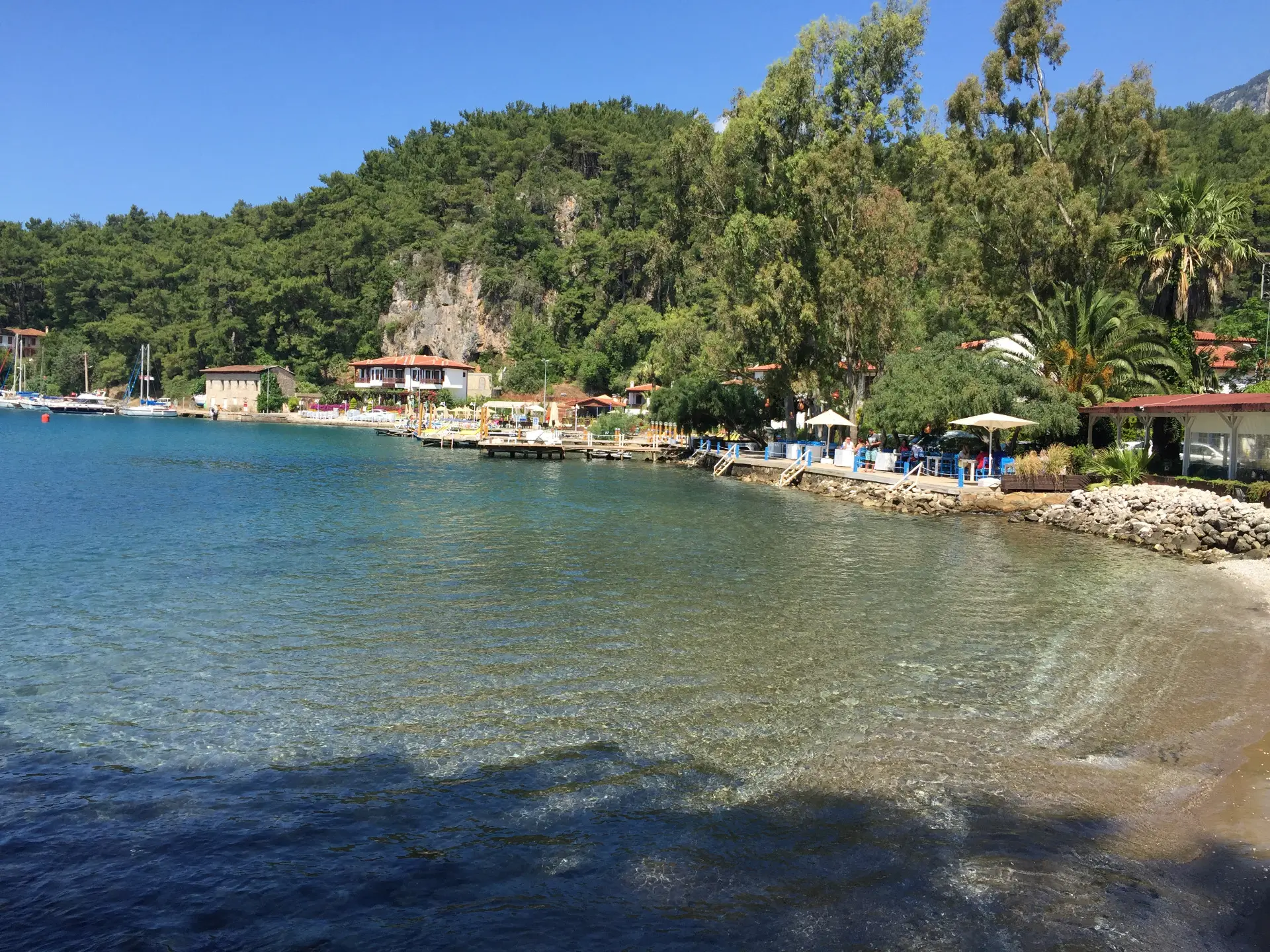 Akyaka Otel seçenekleri ile bölgeyi keşfedin!