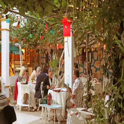 Ada Palas Hotel, +12