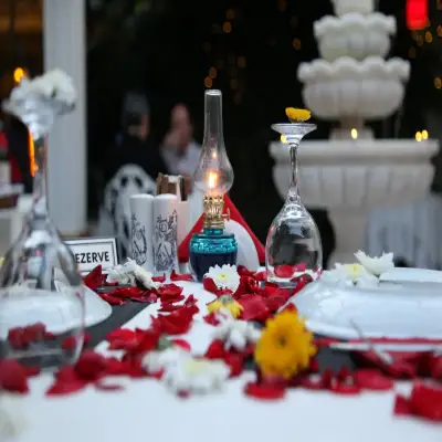 Ada Palas Hotel, +12