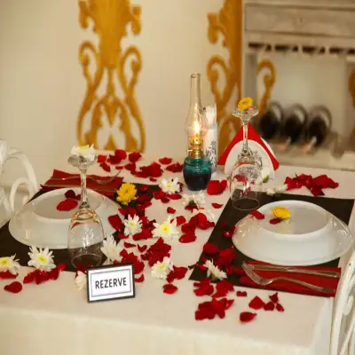 Ada Palas Hotel, +12