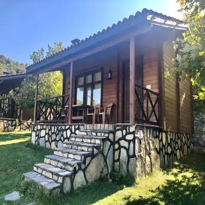 Bağdat Resort Otel - Kütük Evler