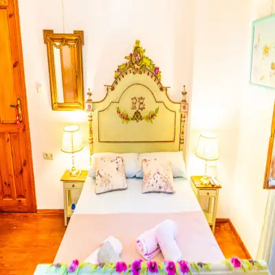 Hotel Kemerbağ, +12