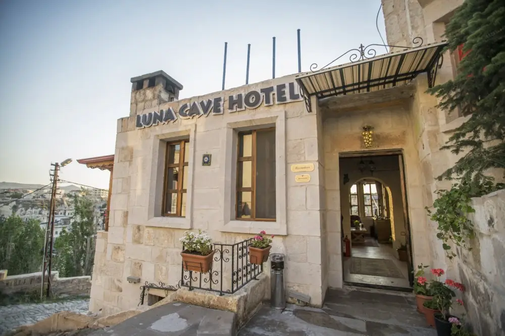 Luna Cave Hotel