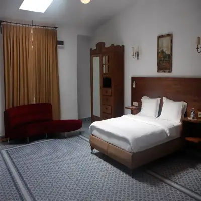 Taş Avlu Otel