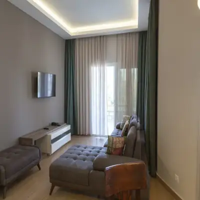 Sun Garden Apart