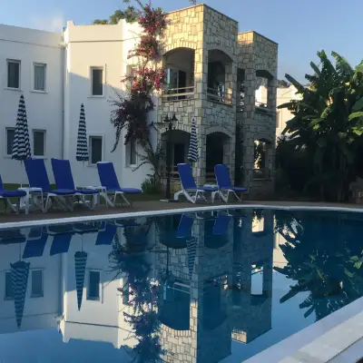 Sun Garden Apart