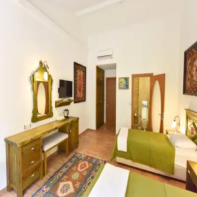 Piramit Otel Kayaköy