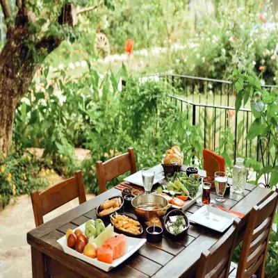 Piramit Otel Kayaköy