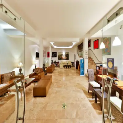 Gardenia Hotel, +12