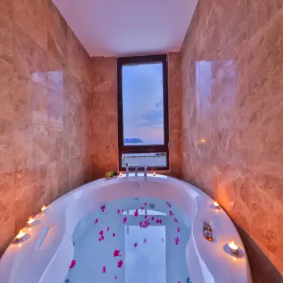 Gardenia Hotel, +12