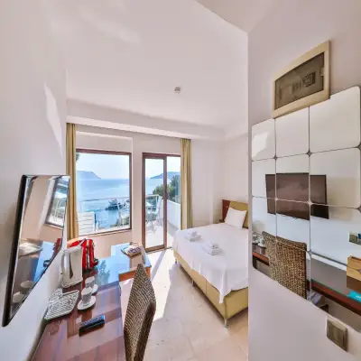 Gardenia Hotel, +12