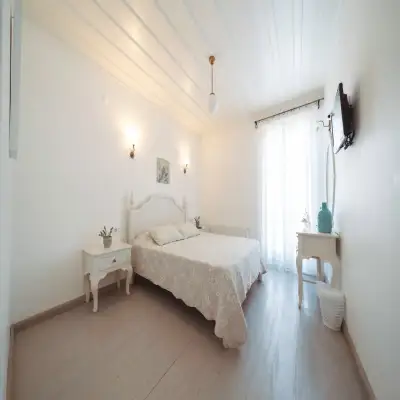 Güle Cunda