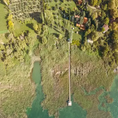 The Lake House, +12