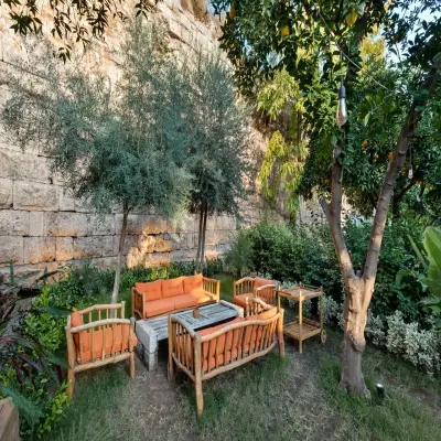 Casa Sur Hotel, +12