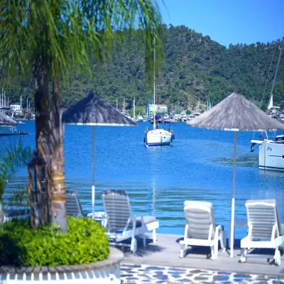 Yacht Classic Hotel, +12