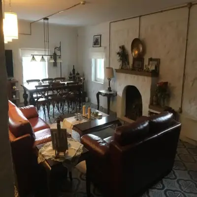 Otel Od Ura, +16