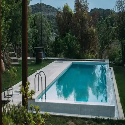 Otel Od Ura, +16
