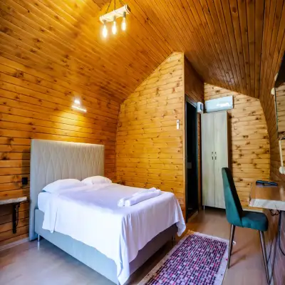 Bağdat Resort Otel - Kütük Evler