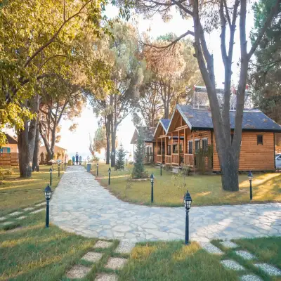 Pino Mar Luxury Bungalows