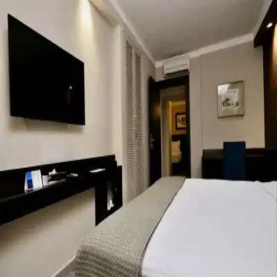 Resa Hotel