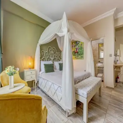 Greenline Guest House, +12
