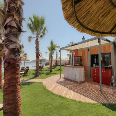 Anda Beach & Rooms, +12