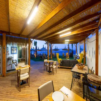 Anda Beach & Rooms, +12