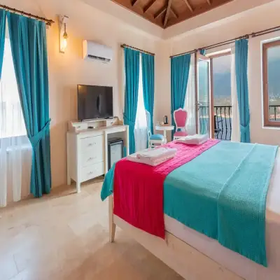 Hillcity Hotel, +16