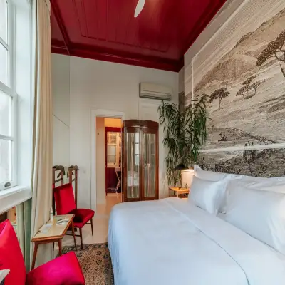Gümrük Hotel, +14