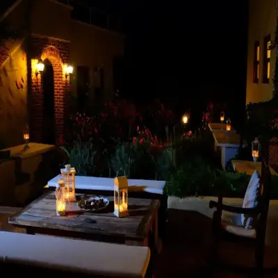 Mandarin & Mango Hotel,+12