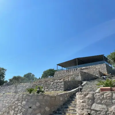 Gazebo Hotel, Sivrice +12