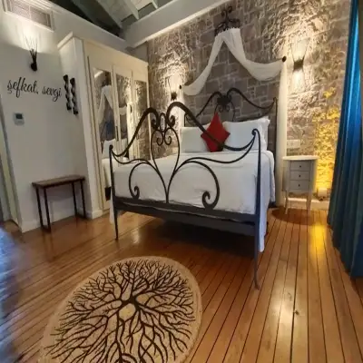 İna Cunda Art Hotel, +12
