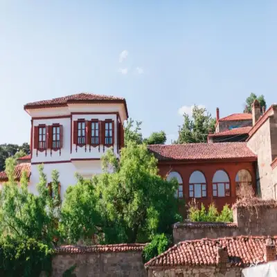 Hünnaphan Hotel, Adatepe