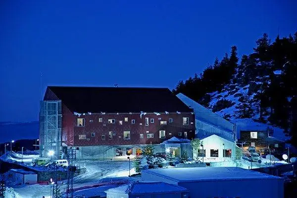 YENİ YILA GOLDEN KEY CHALET HOTEL ..