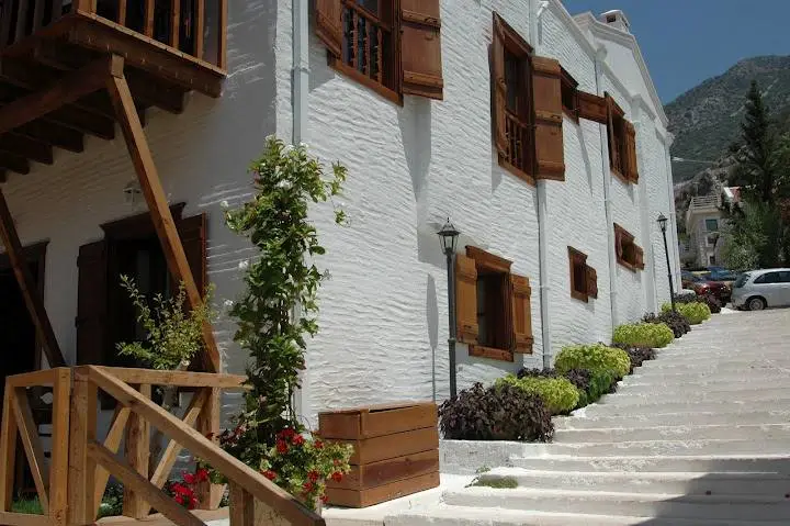 Court Yard Kalkan Oteli Bayram ve 30 Ağustos Bayramı tarihlerinde %10 indirim uyguluyor
