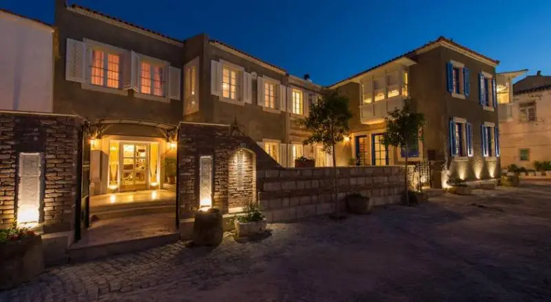 Alaçatı Ruhunu Yaşamak İsteyenler için Köstem Otel