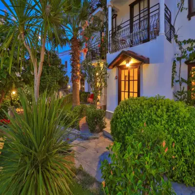 Mare Garden Hotel