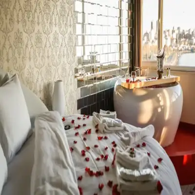 Melek Hotels Moda